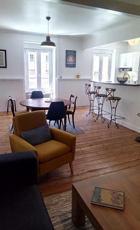 Les Appartements Du 31 - Centre Ville - 1Er Etage - 56 M2 カンペール エクステリア 写真